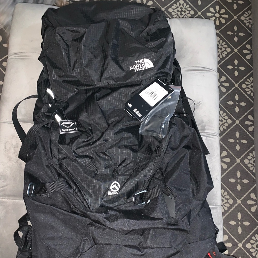 NWT The North FACE Prophet Hiking Pack